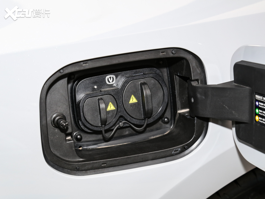 2023LUNI-V iDD  iDD 1.5T 113kmȤͣw棩