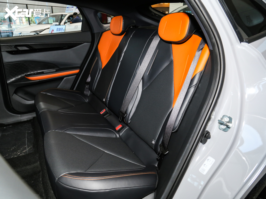 2023LUNI-V iDD  iDD 1.5T 113kmȤͣw棩