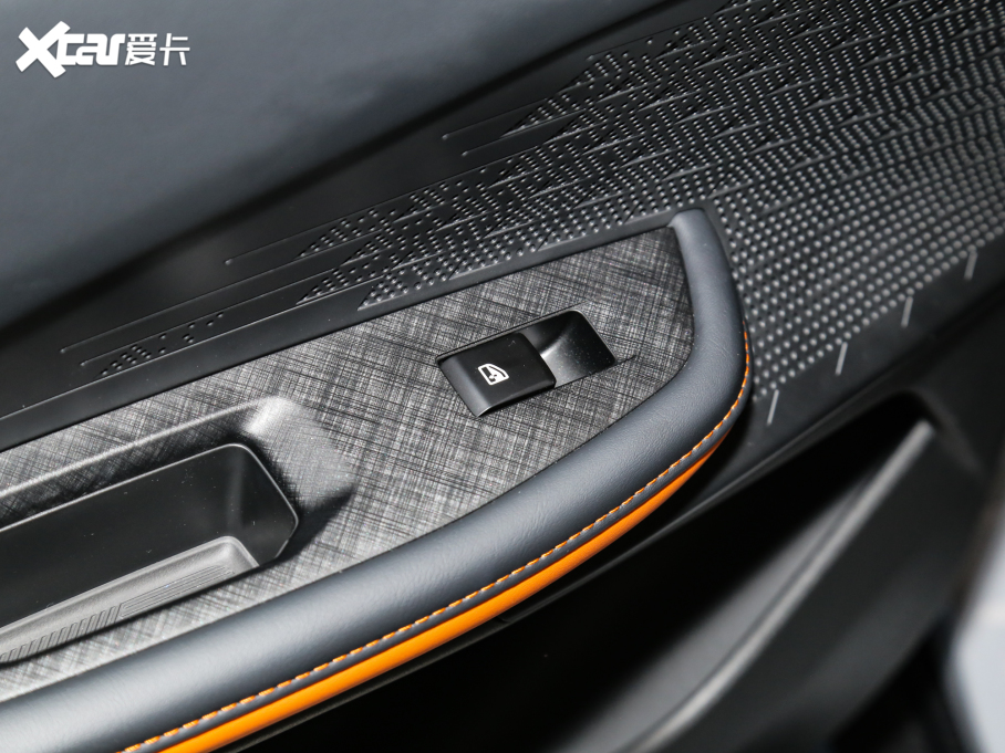 2023LUNI-V iDD  iDD 1.5T 113kmȤͣw棩