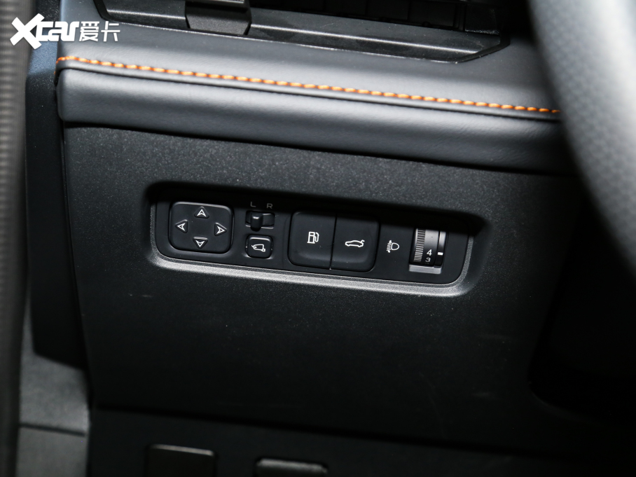 2023LUNI-V iDD  iDD 1.5T 113kmȤͣw棩