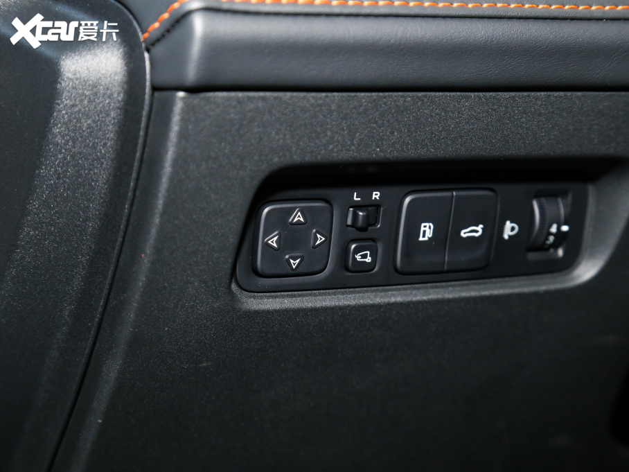 2023LUNI-V iDD  iDD 1.5T 113kmȤͣw棩