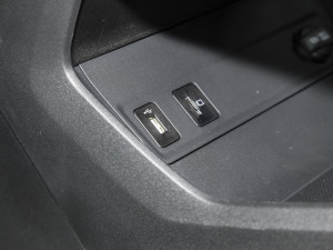 20231.5T 113km Ȥ п؅^