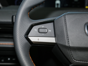 2023 iDD 1.5T 113kmȤͣw棩 п؅^(q)