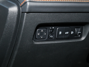 2023 iDD 1.5T 113kmȤͣw棩 п؅^(q)