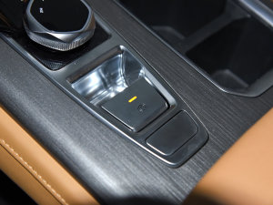 20232.0T ԄI͘  v܇Ƅ