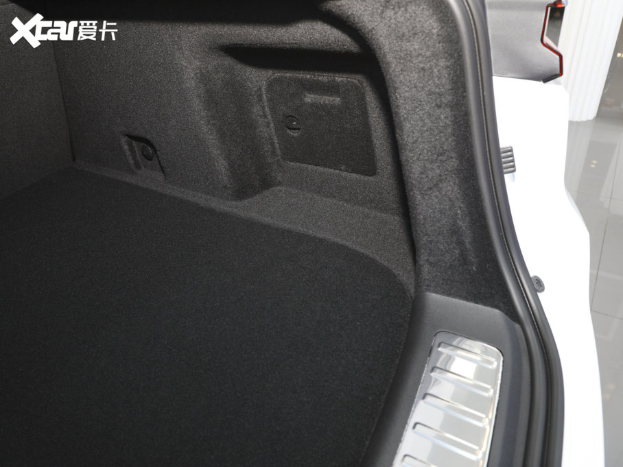 2023LCS85 COUPE 1.5T DCTF