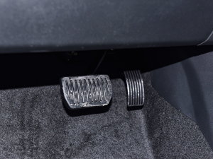 2023{LNE 1.5T GDI DCTF п؅^