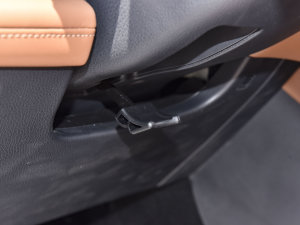 2023PLUS 2.0T F п؅^