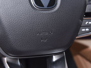 2023PLUS 2.0T F п؅^