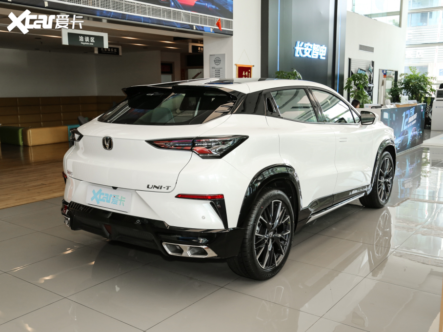 2023LUNI-T ڶ 1.5T F
