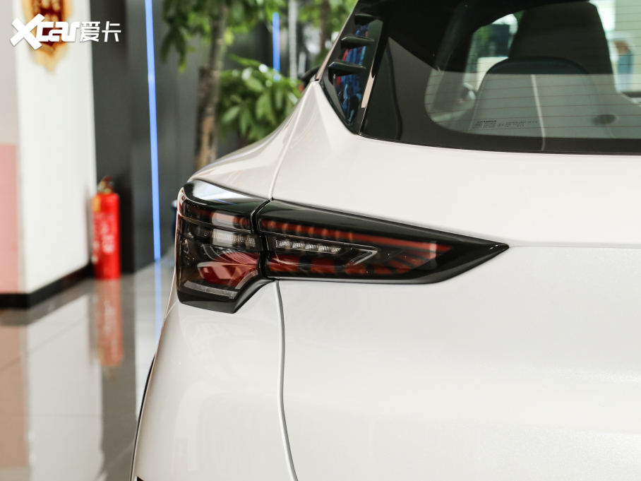 2023LUNI-T ڶ 1.5T F