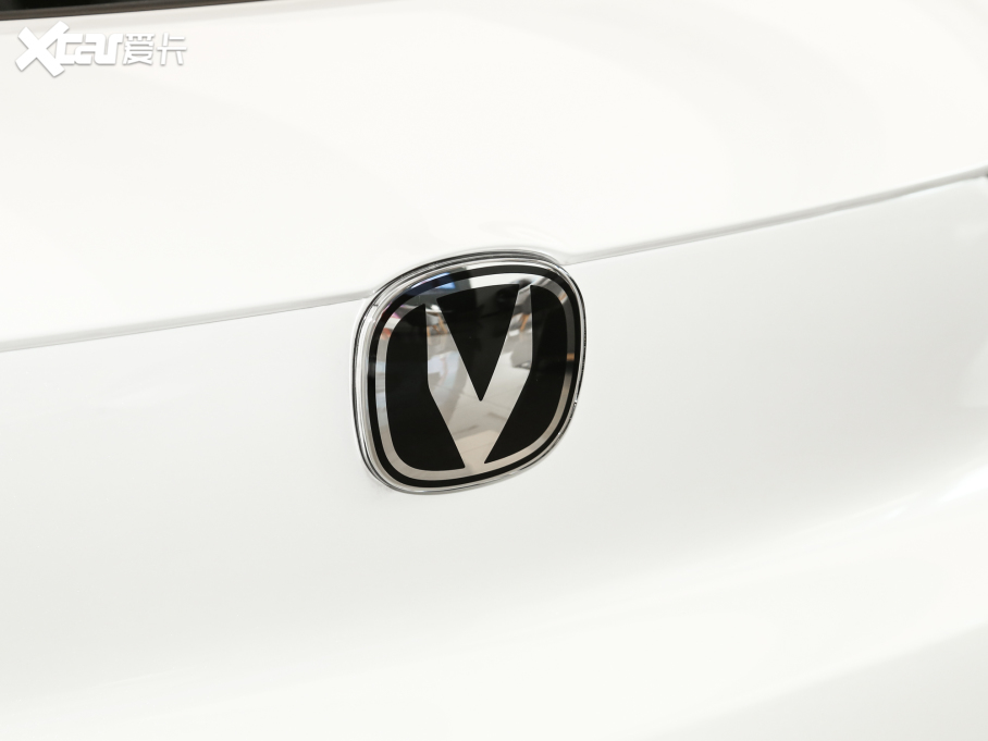 2023LUNI-T ڶ 1.5T F