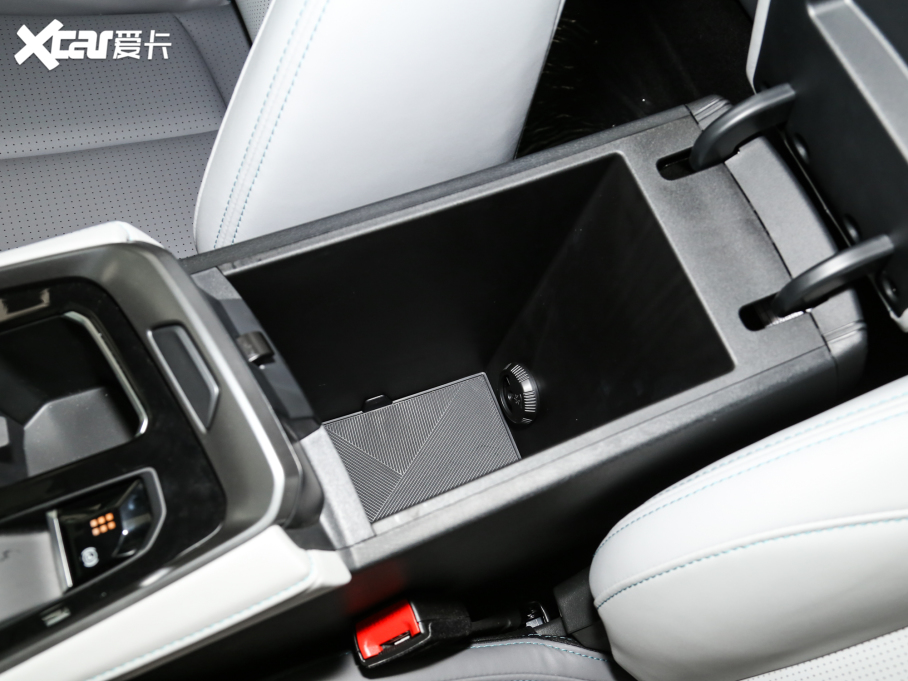 2023LUNI-T ڶ 1.5T F