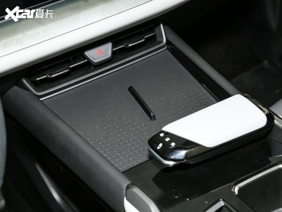 2023LUNI-T ڶ 1.5T F