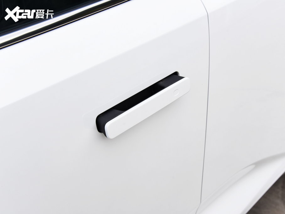 2023LUNI-K 2.0T 򌐂