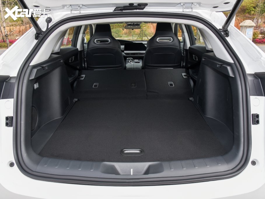 2023LUNI-K 2.0T 򌐂