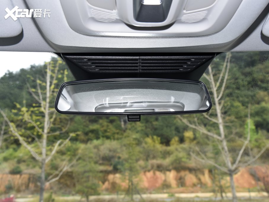 2023LUNI-K 2.0T 򌐂