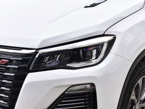 2023款畅享版 1.5T DCT尊贵版 大灯