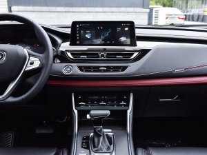 2023款畅享版 1.5T DCT尊贵版 中控台
