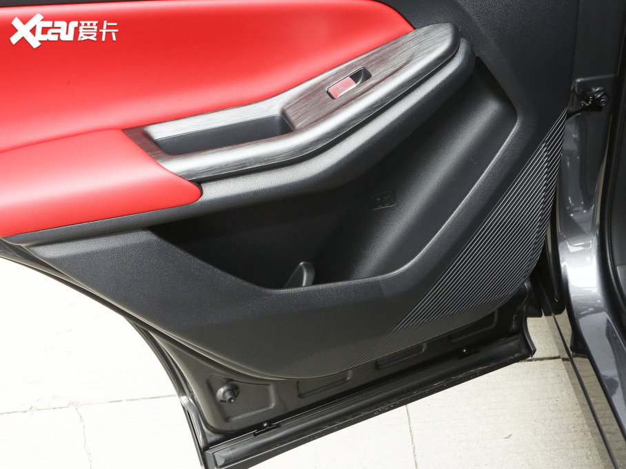 2023���L��CS55 PLUS �ڶ��� 1.5T DCT�p���