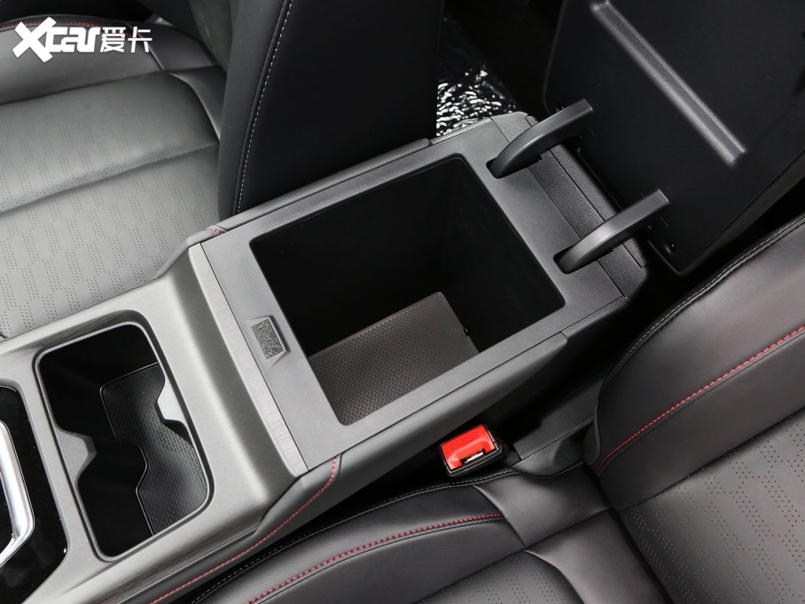 2023���L��CS55 PLUS �ڶ��� 1.5T DCT�p���