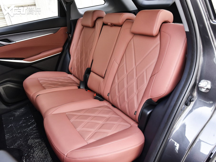 2023LCS75 PLUS  1.5T ԄF