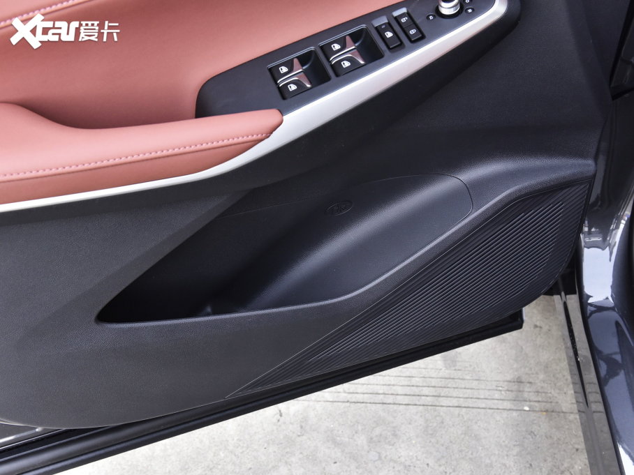 2023LCS75 PLUS  1.5T ԄF