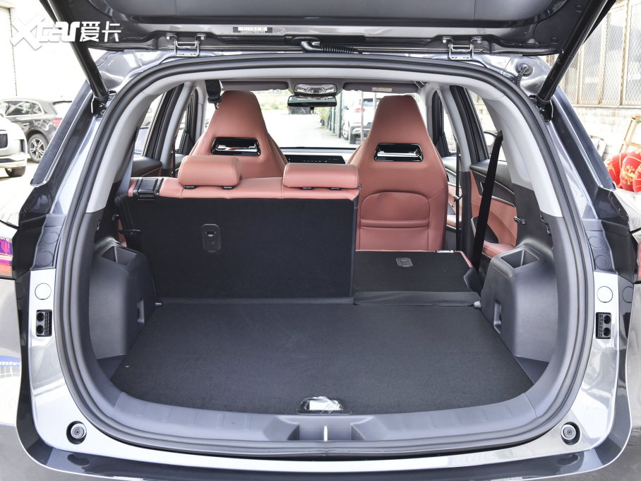 2023LCS75 PLUS  1.5T ԄF