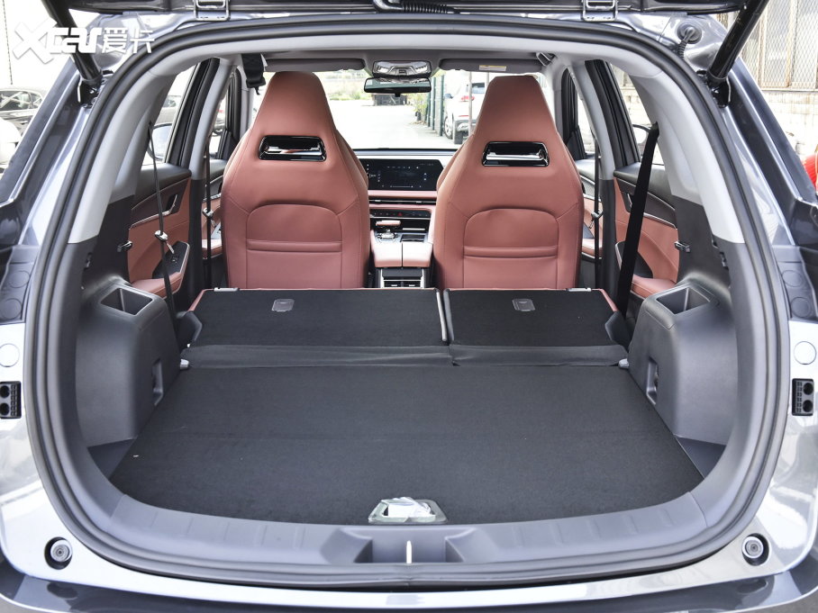 2023LCS75 PLUS  1.5T ԄF