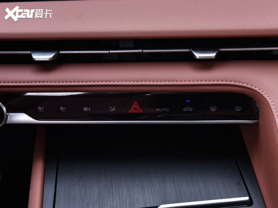 2023LCS75 PLUS  1.5T ԄF