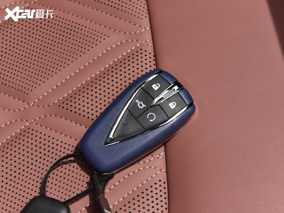 2023LCS75 PLUS  1.5T ԄF