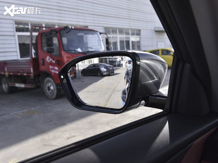 2023LCS75 PLUS  1.5T ԄI