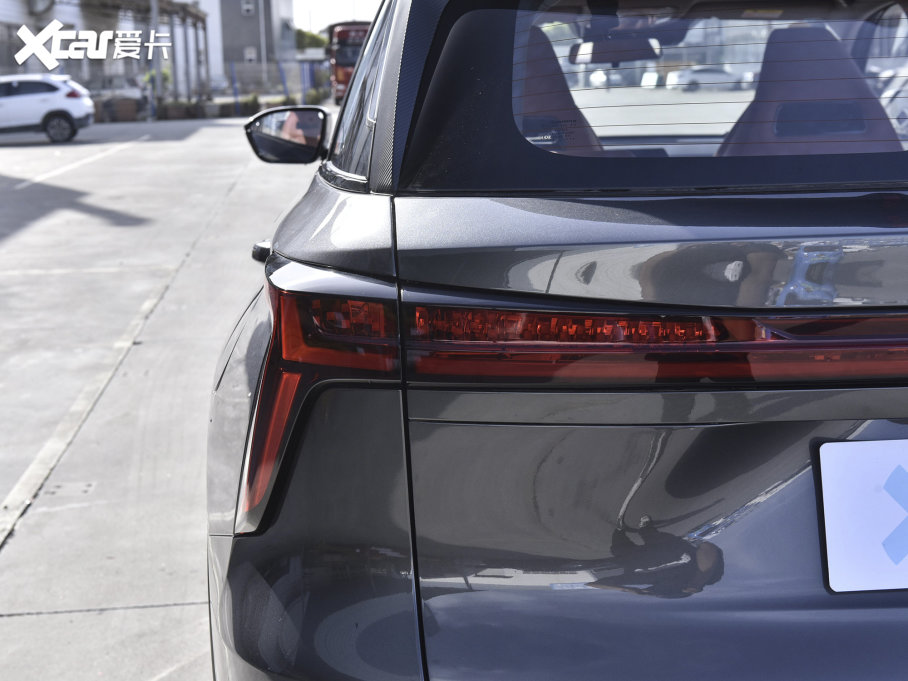 2023LCS75 PLUS  1.5T ԄI