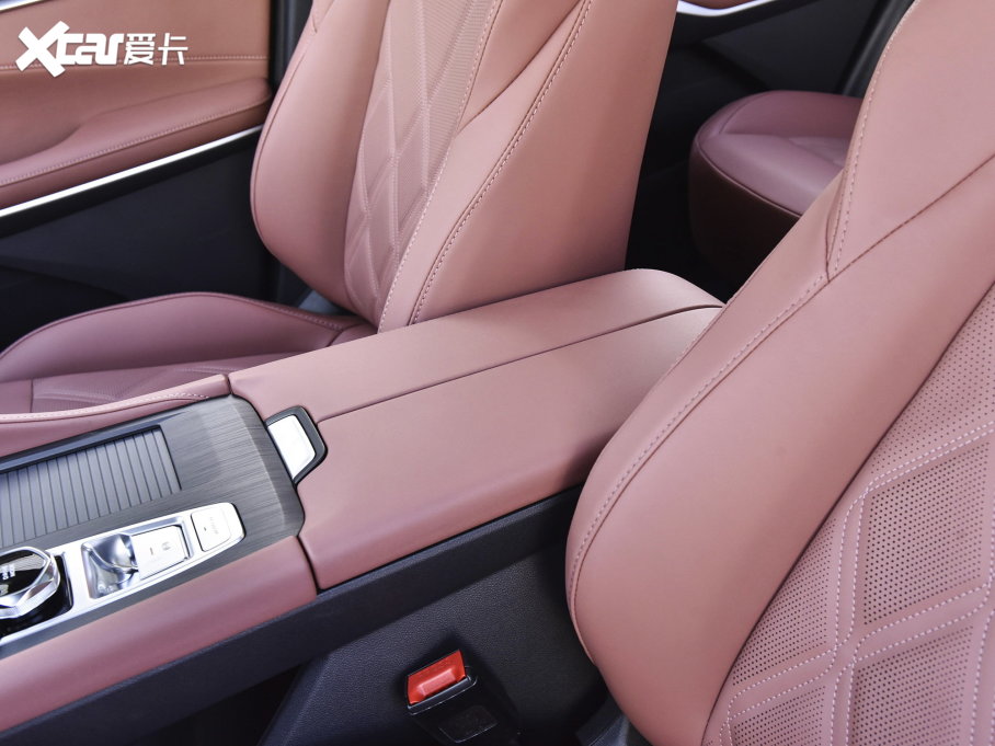 2023LCS75 PLUS  1.5T ԄI