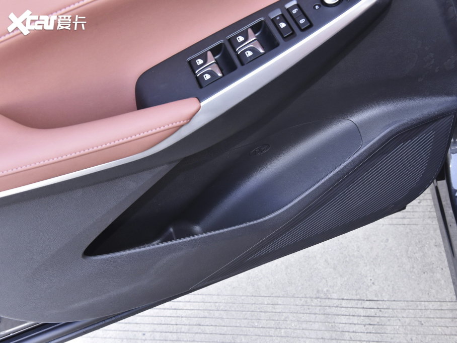 2023LCS75 PLUS  1.5T ԄI(lng)