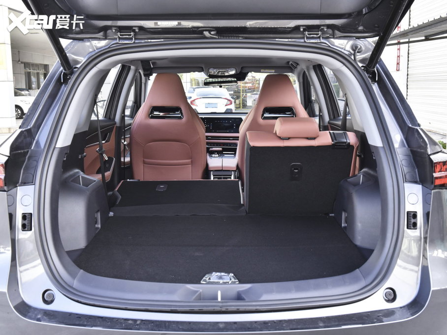 2023LCS75 PLUS  1.5T ԄI