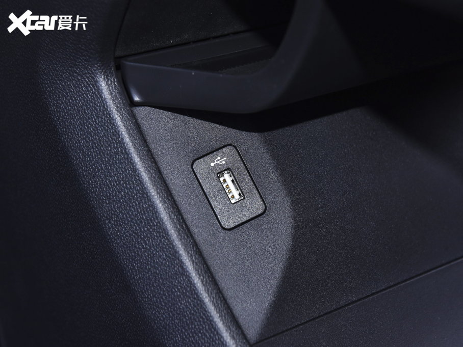 2023L(zhng)CS75 PLUS  1.5T Ԅ(dng)I(lng)