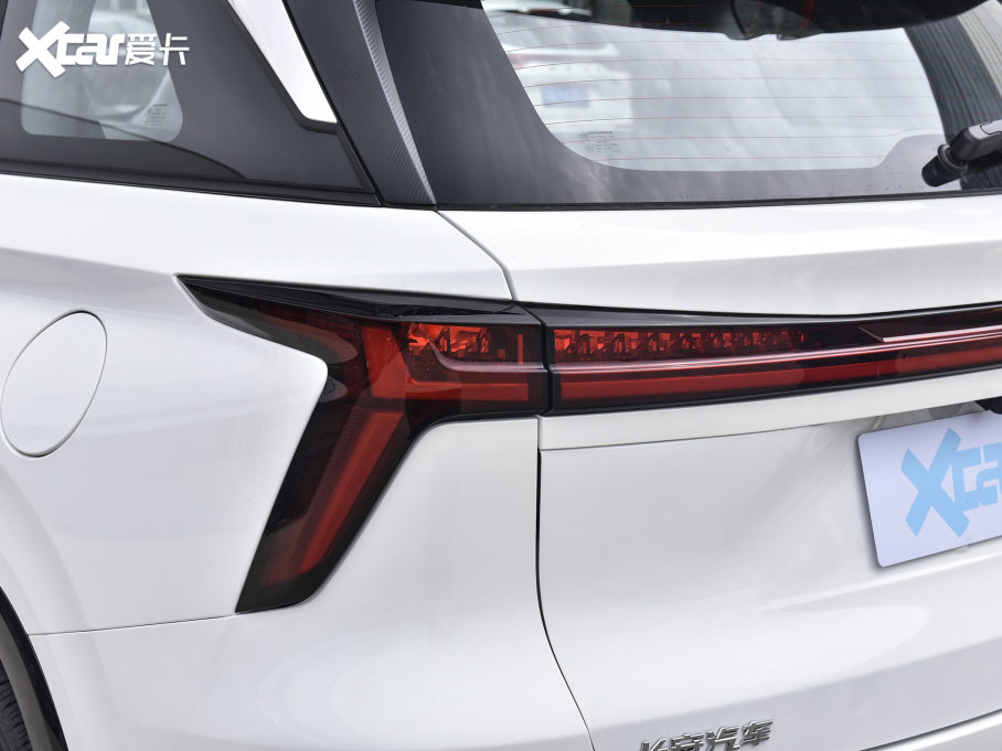 2023LCS75 PLUS  2.0T ԄŞ