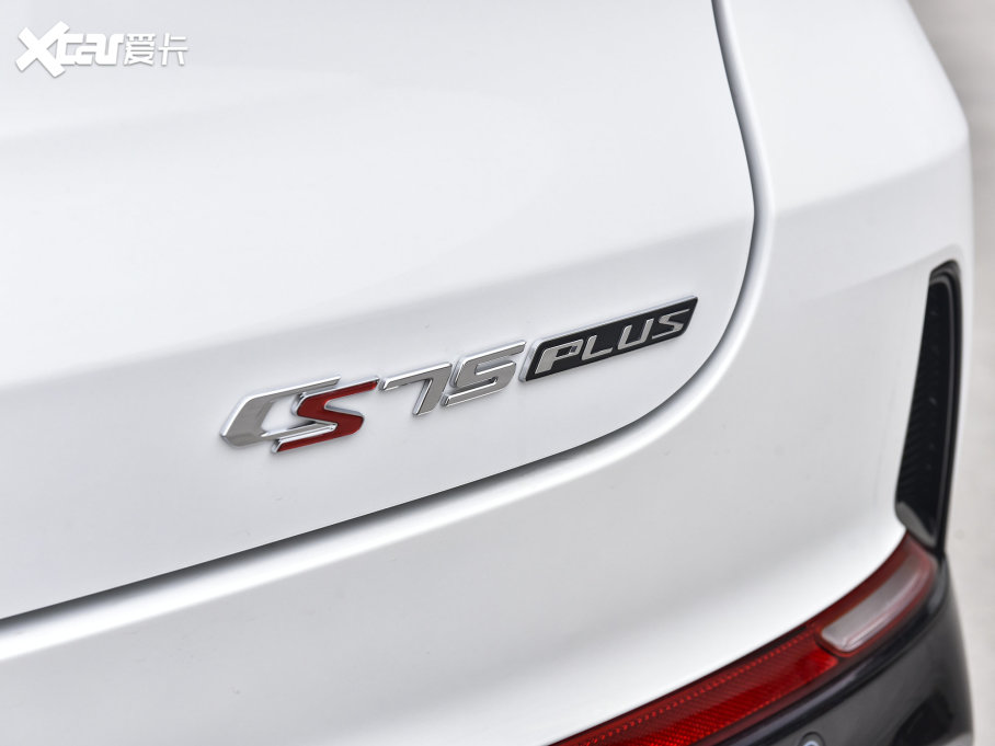 2023LCS75 PLUS  2.0T ԄŞ