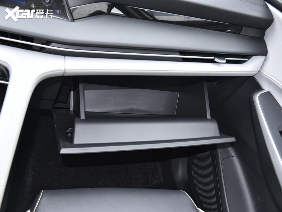 2023LCS75 PLUS  2.0T ԄŞ