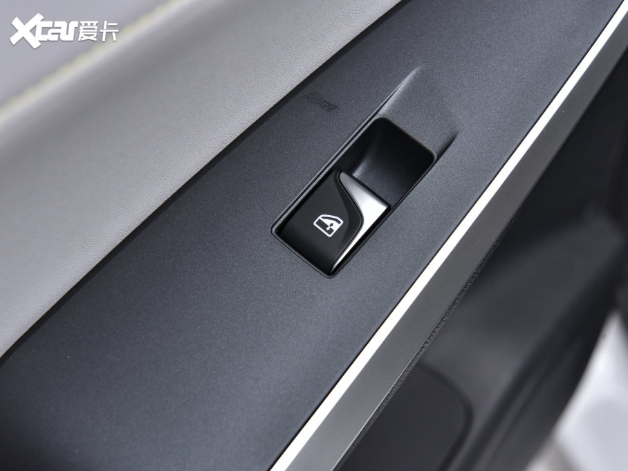 2023LCS75 PLUS  2.0T ԄŞ