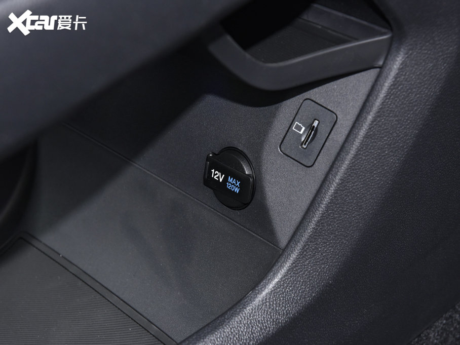 2023L(zhng)CS75 PLUS  2.0T Ԅ(dng)Ş