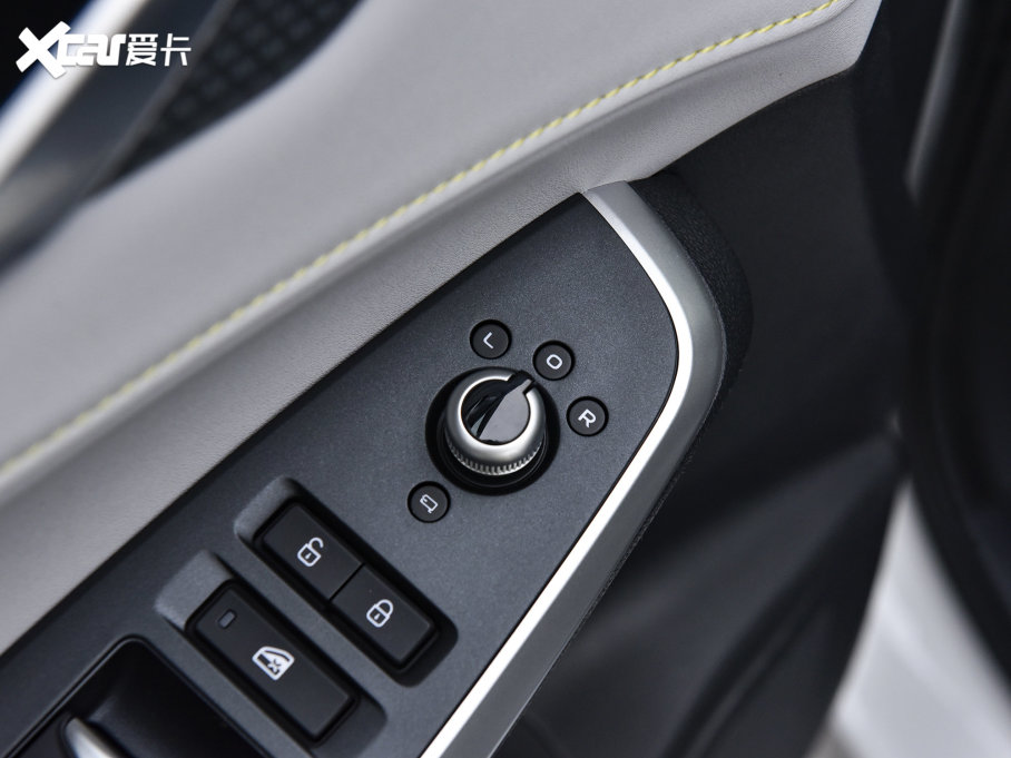 2023LCS75 PLUS  2.0T ԄŞ