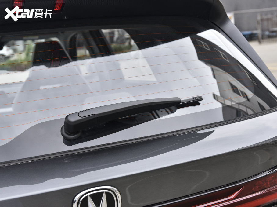 2023LCS75 PLUS  2.0T ԄF