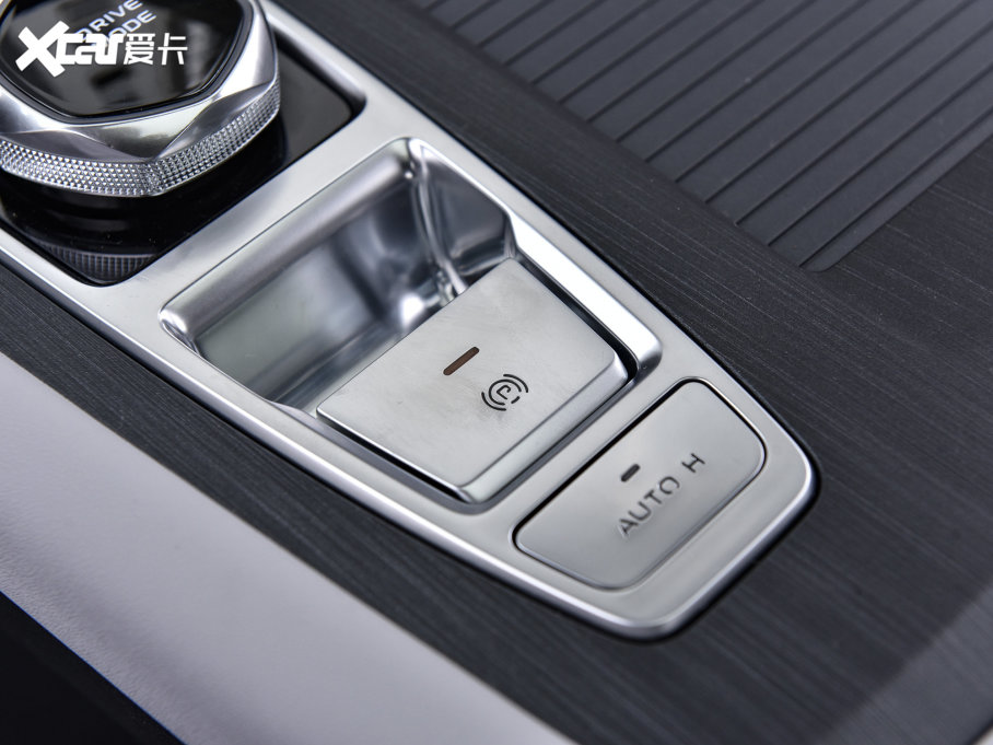 2023LCS75 PLUS  2.0T ԄF