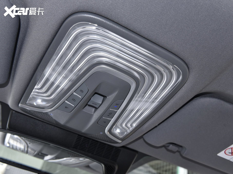 2023LCS75 PLUS  2.0T ԄF