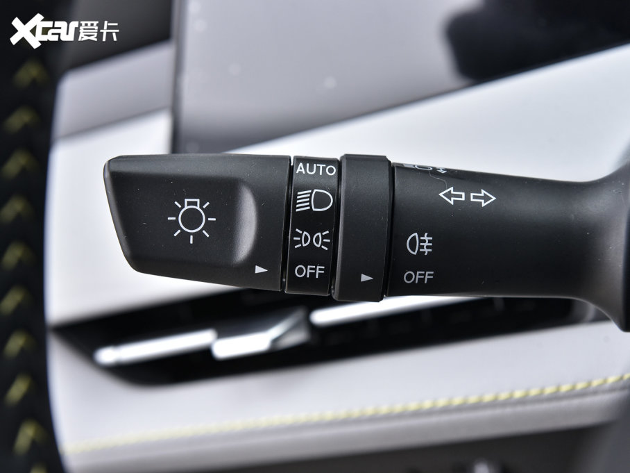 2023LCS75 PLUS  2.0T ԄF