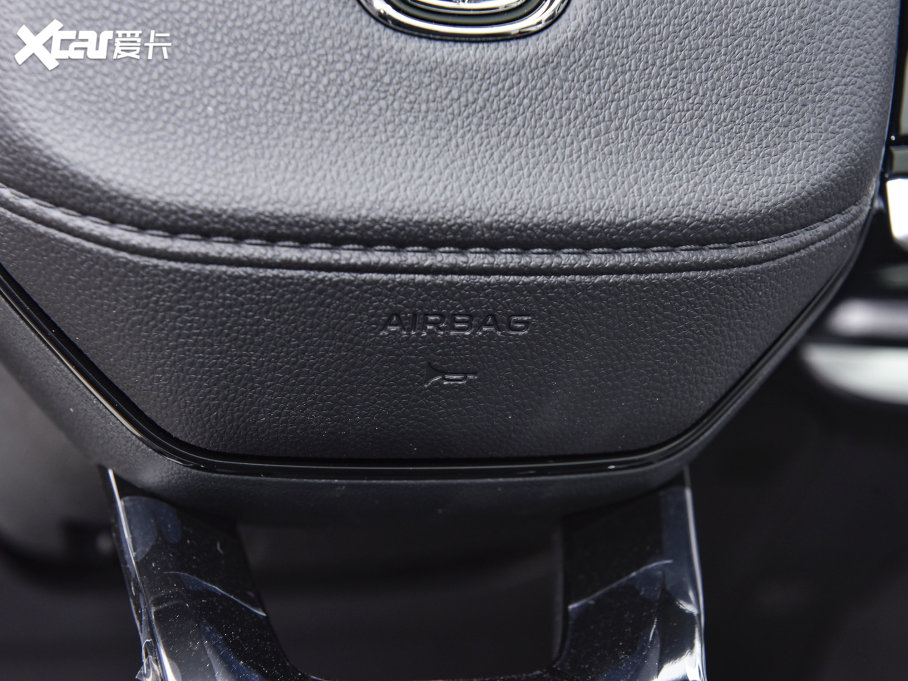 2023LCS75 PLUS  2.0T ԄF