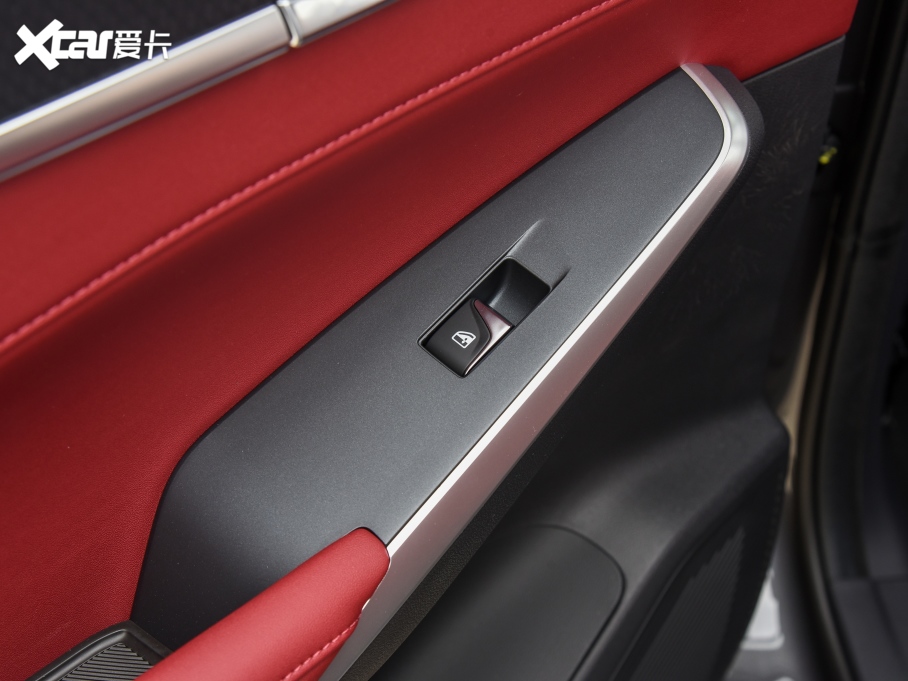 2023LCS75 PLUS ڶ 1.5T Ԅ(dng)Ӣ