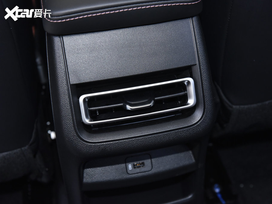 2023݄  PLUS {LNE 1.4T GDI DCTF